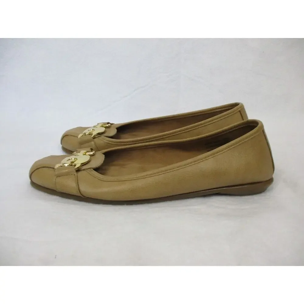 AEROSOLES a2 stitch